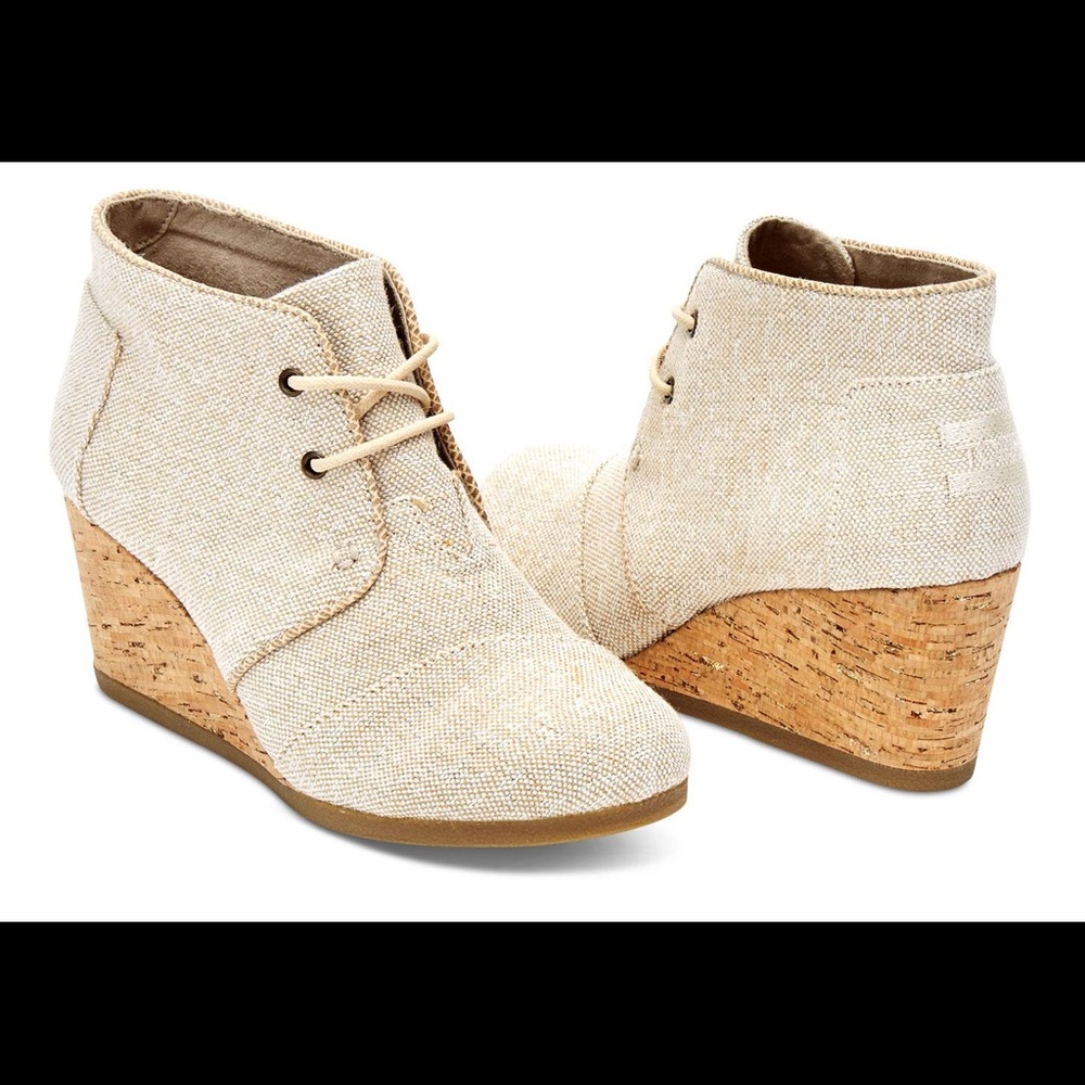 Toms Women’s Desert Wedge in Natural Metallic Linen (Size 8)